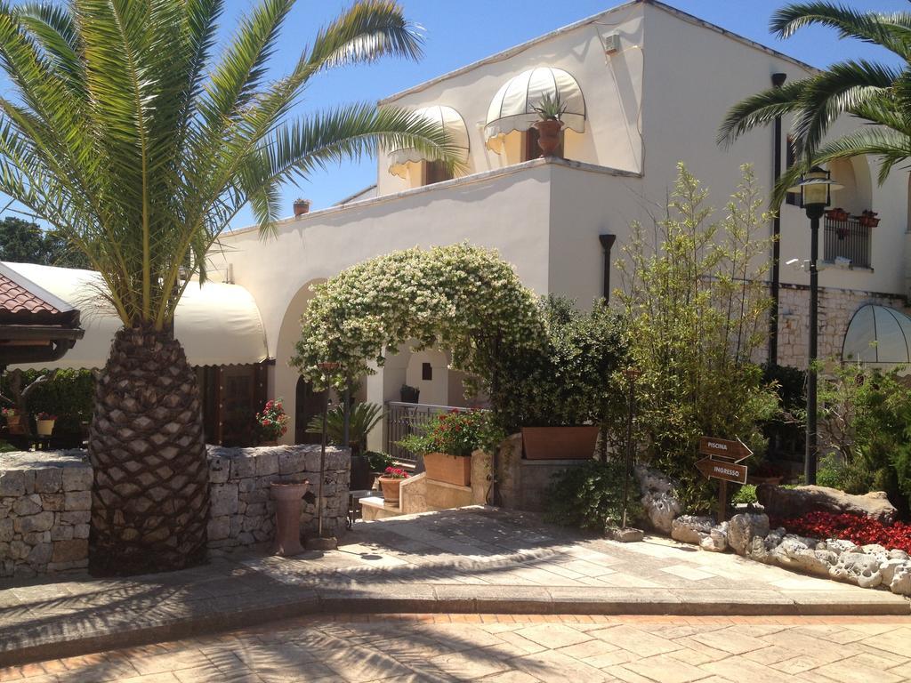 Masseria Casale Dei Fornici ポリニャーノ・ア・マーレ エクステリア 写真