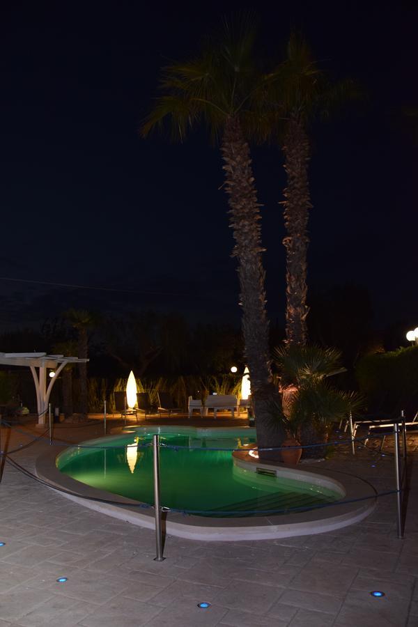 Masseria Casale Dei Fornici ポリニャーノ・ア・マーレ エクステリア 写真
